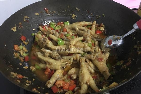 秘制凉拌辣鸡爪的做法图解7