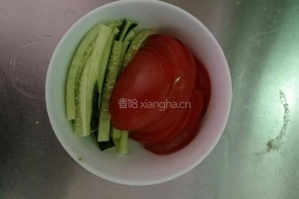 鱼肉丸蕃茄面的做法图解3