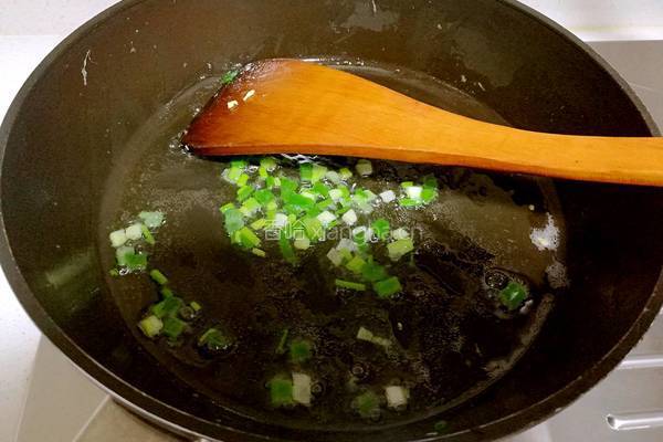 菠菜鸡蛋炖粉条的做法图解7
