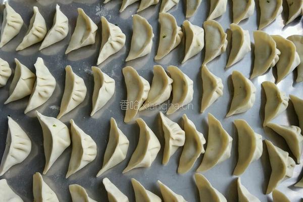 韭菜肉馅饺子的做法图解9