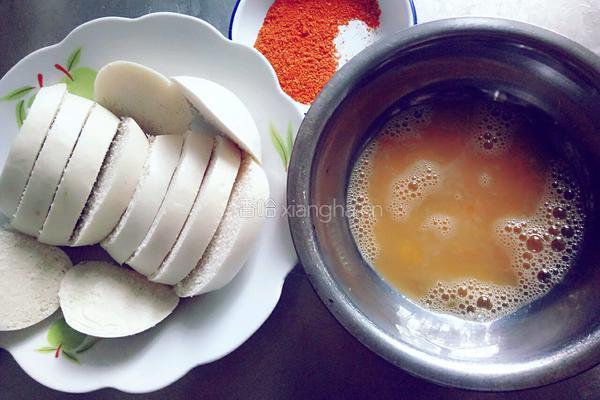 油炸黄金片的做法图解1