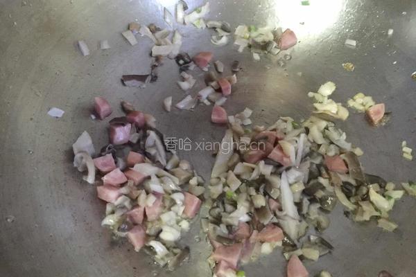 虾仁彩蔬焗饭的做法图解5