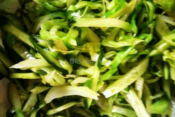 春之绿一一拌甘蓝的做法图解11