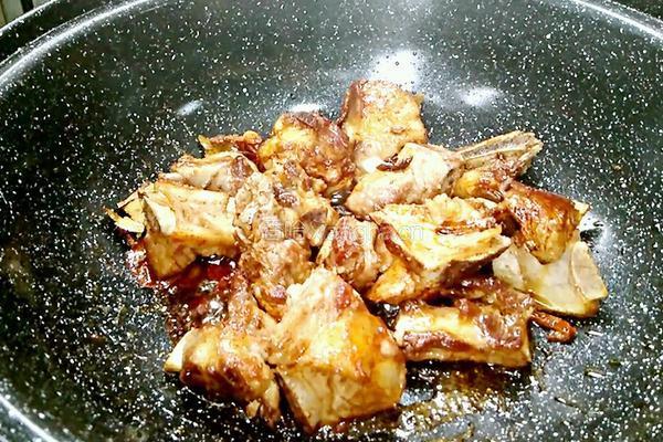 排骨炖小土豆的做法图解11