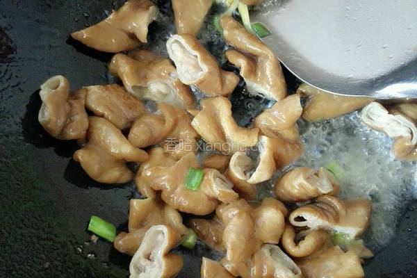 芹菜爆炒肥肠的做法图解5