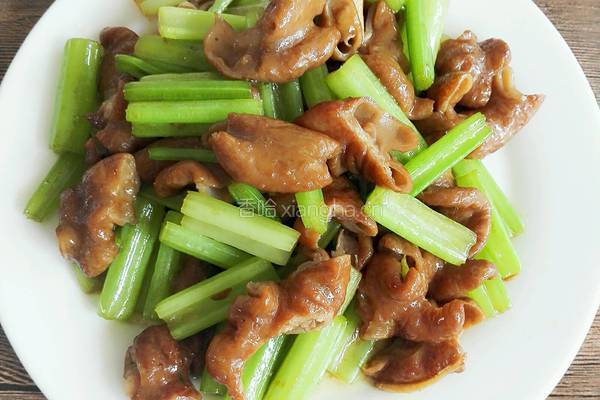 芹菜爆炒肥肠的做法图解10