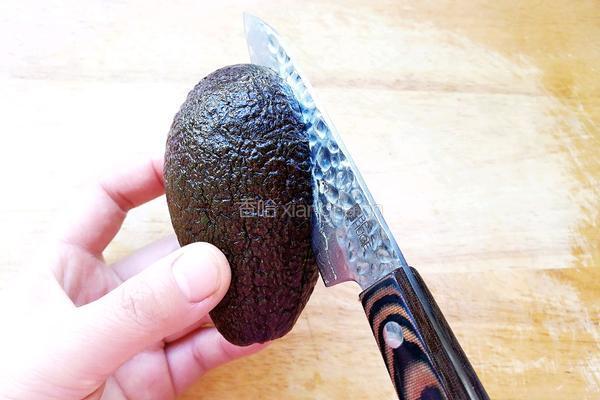 日式牛油果拌豆腐的做法图解3
