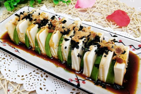 日式牛油果拌豆腐的做法图解16
