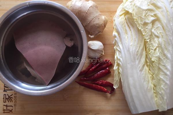 大白菜炒猪肝的做法图解1