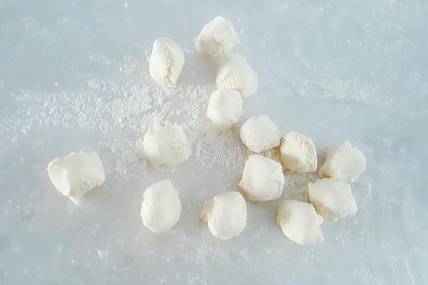 菠菜鸡蛋馅饺子的做法图解12
