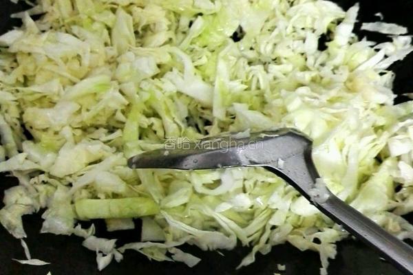 包菜薄饼的做法图解4