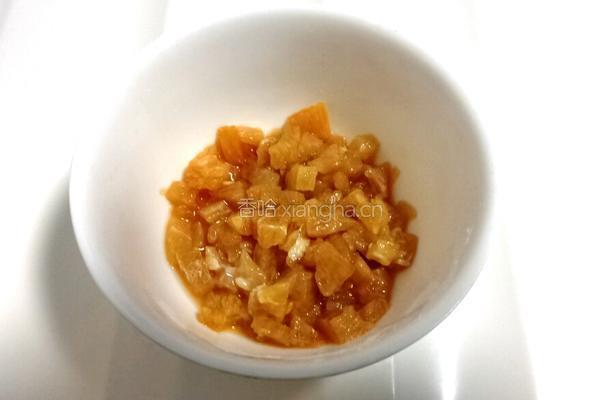 肉丁拌豆腐的做法图解2