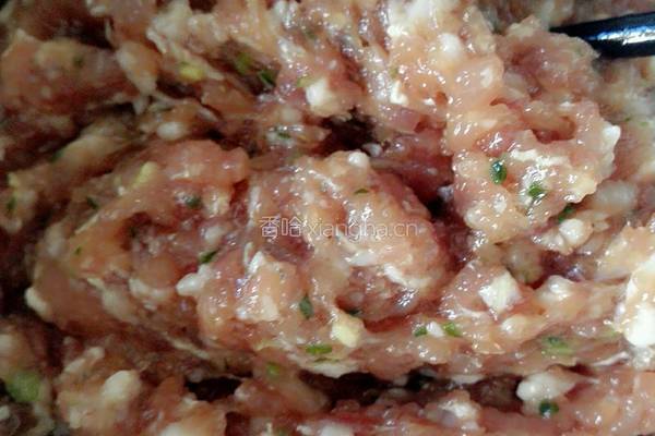 韭菜猪肉馅馄饨的做法图解4