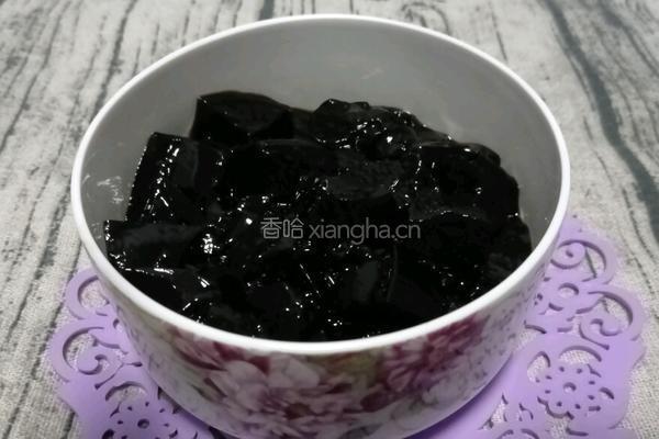菠萝蜂蜜龟苓膏的做法图解3