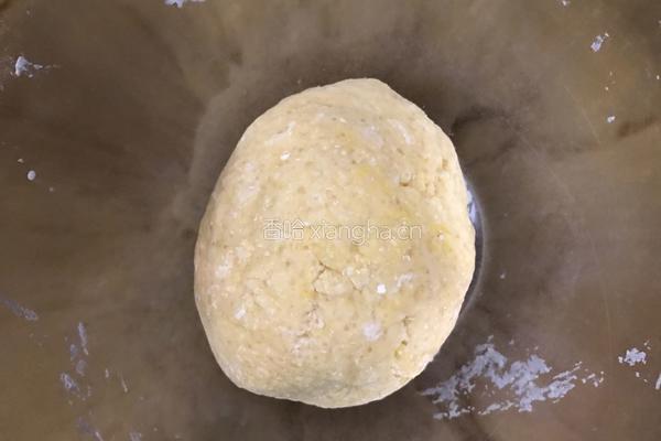 辫子面包的做法图解2