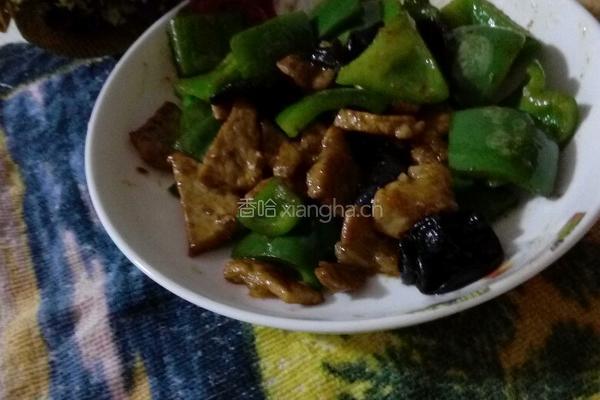 青椒炒肉的做法图解7