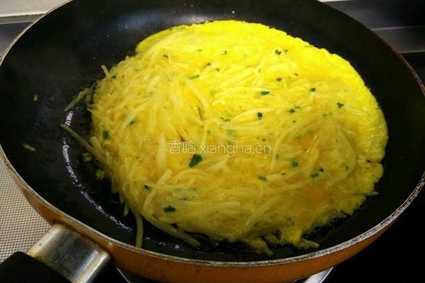 土豆丝鸡蛋饼的做法图解9