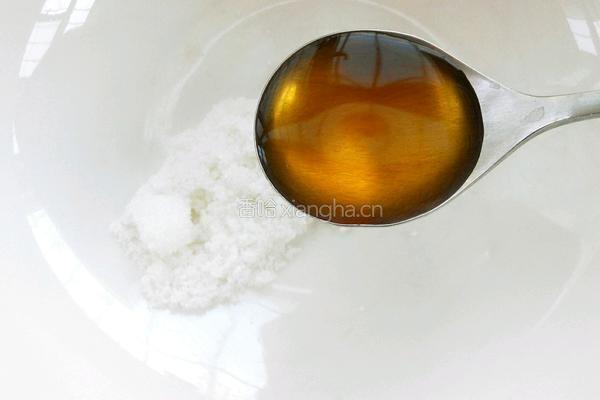 酱油炒饭的做法图解2
