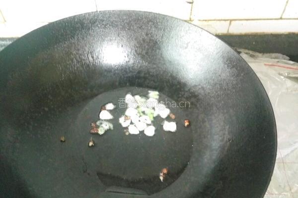 西红柿鸡蛋南瓜面的做法图解2