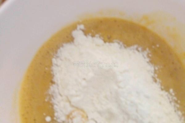 香蕉蛋糕 电饭锅版的做法图解4