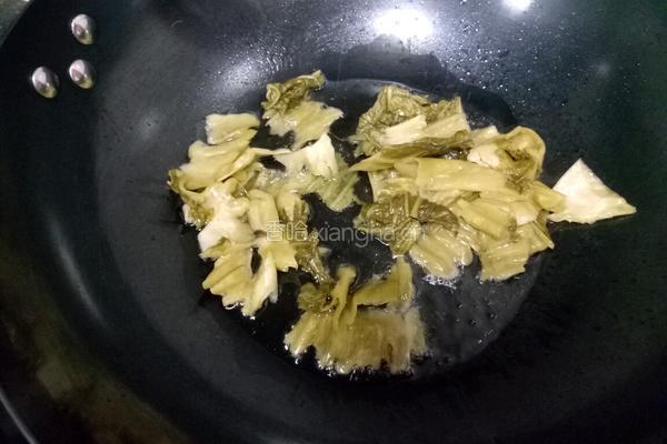 酸菜胡豆瓣汤的做法图解4