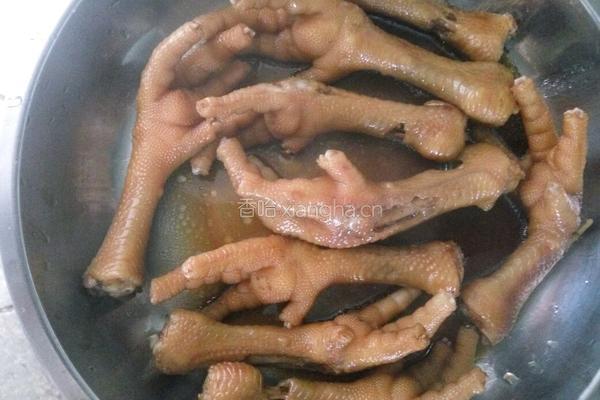 卤水鸡爪的做法图解7