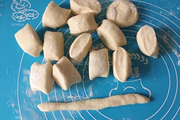 小猪包（黑芝麻馅）的做法图解8