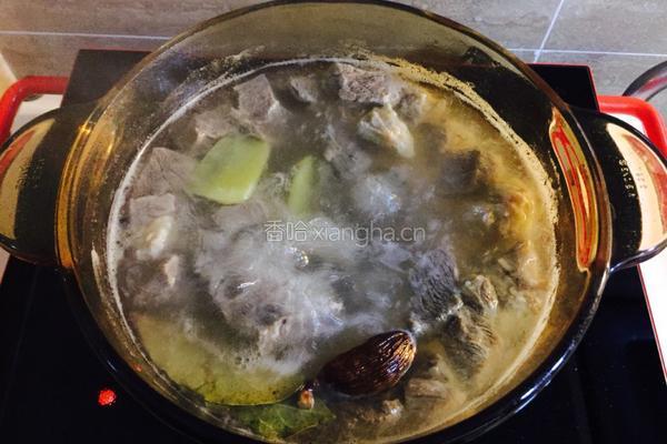 清炖牛肉汤的做法图解5