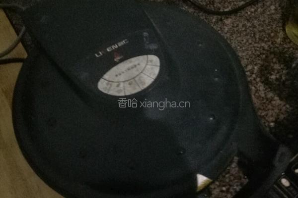油焖小河虾的做法图解1