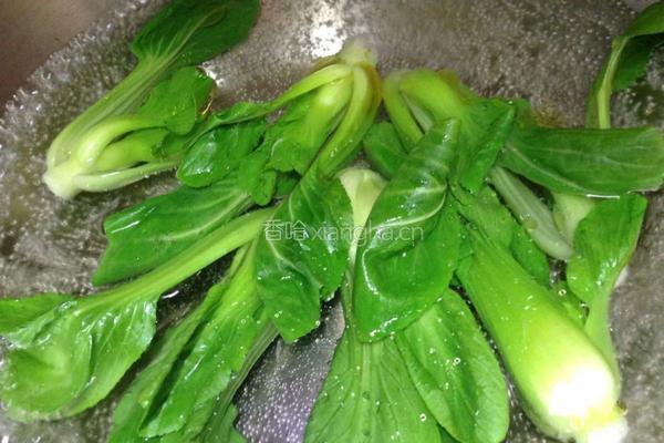 香菇扒菜胆的做法图解3