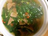 猪肝菠菜枸杞汤的做法[图]