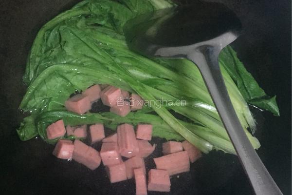 火腿蔬菜面的做法图解3