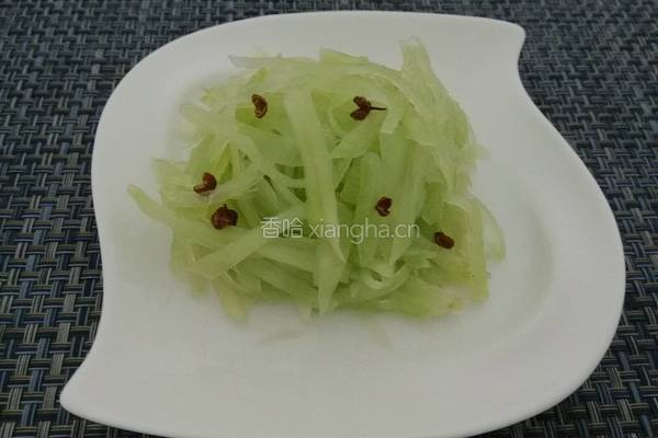 炝拌莴苣的做法图解6