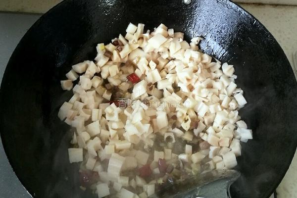 酸辣藕丁的做法图解5