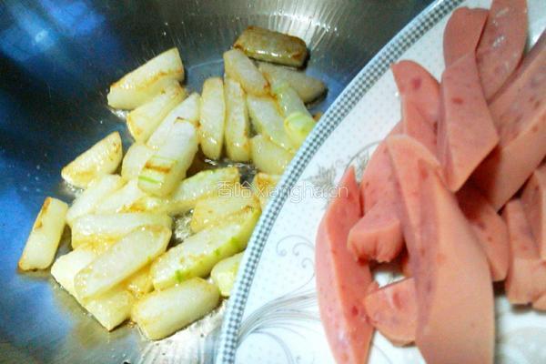 冬瓜炒火腿肠的做法图解6