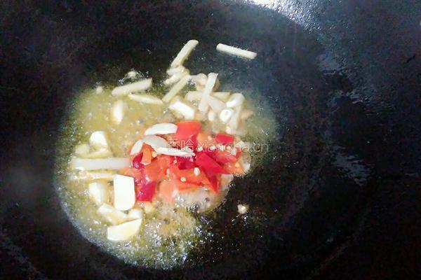 清笋牛肉丝的做法图解2