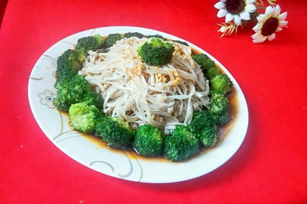 凉拌金针菇