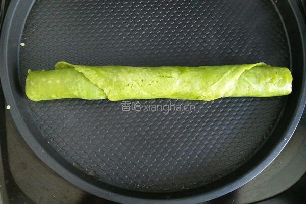 菠菜汁卷饼的做法图解5