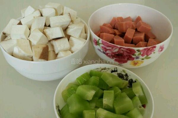 三彩小丁的做法图解1