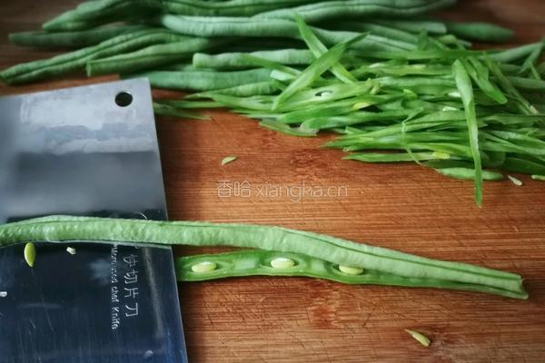 「Cathy边吃边营养」干炒豆角丝少油版的做法图解1