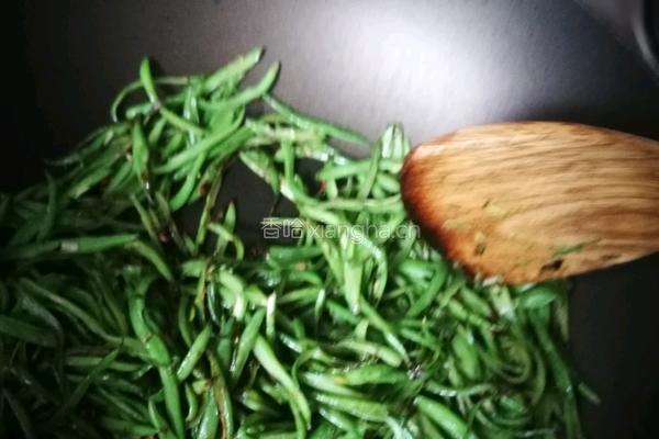 「Cathy边吃边营养」干炒豆角丝少油版的做法图解7