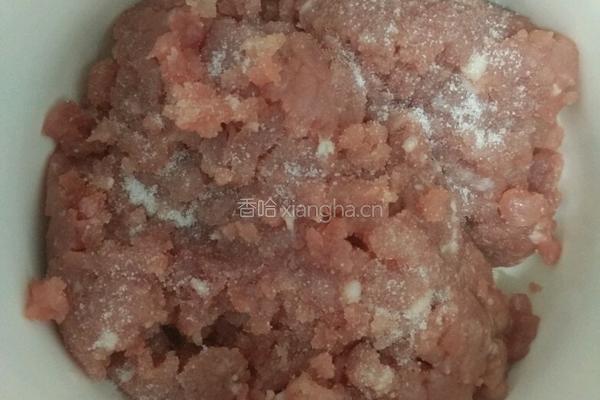 可包饺子与馄饨的肉馅的做法图解4