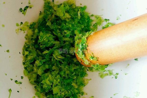 蒜蓉馍片的做法图解2