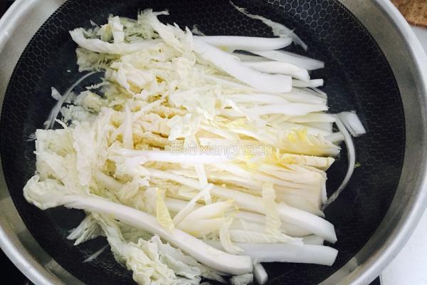 剁椒粉丝娃娃菜的做法图解3
