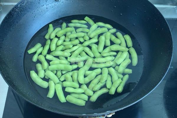 盐水毛豆的做法图解3