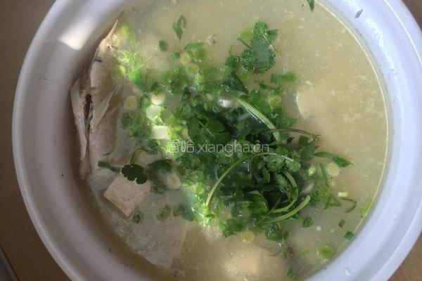 鲫鱼炖豆腐