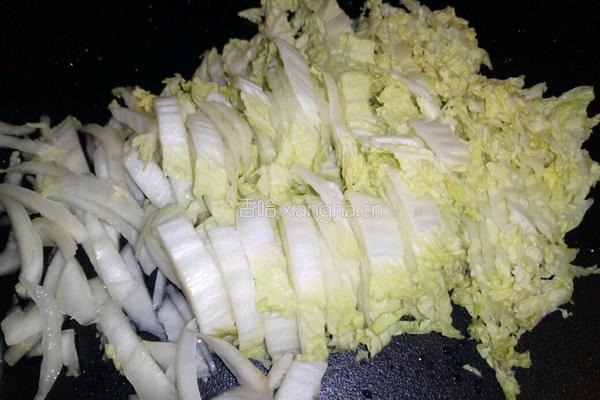 香菇娃娃菜炒银丝面的做法图解5