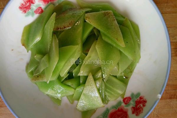 清炒莴笋的做法图解3