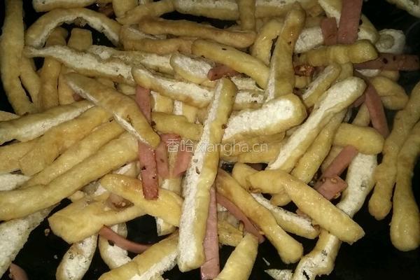 油豆腐炒火腿的做法图解6