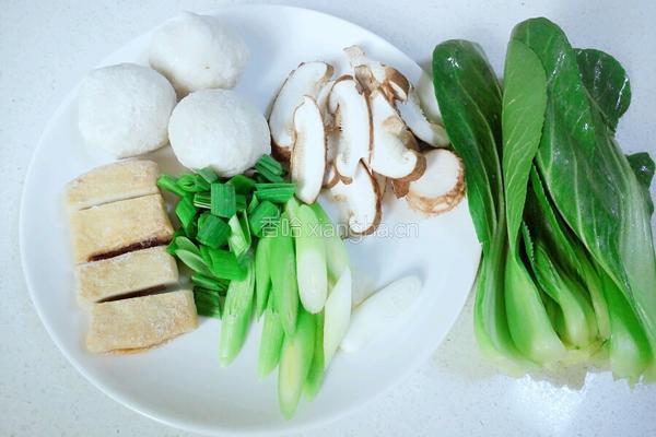 青菜鱼丸面的做法图解3